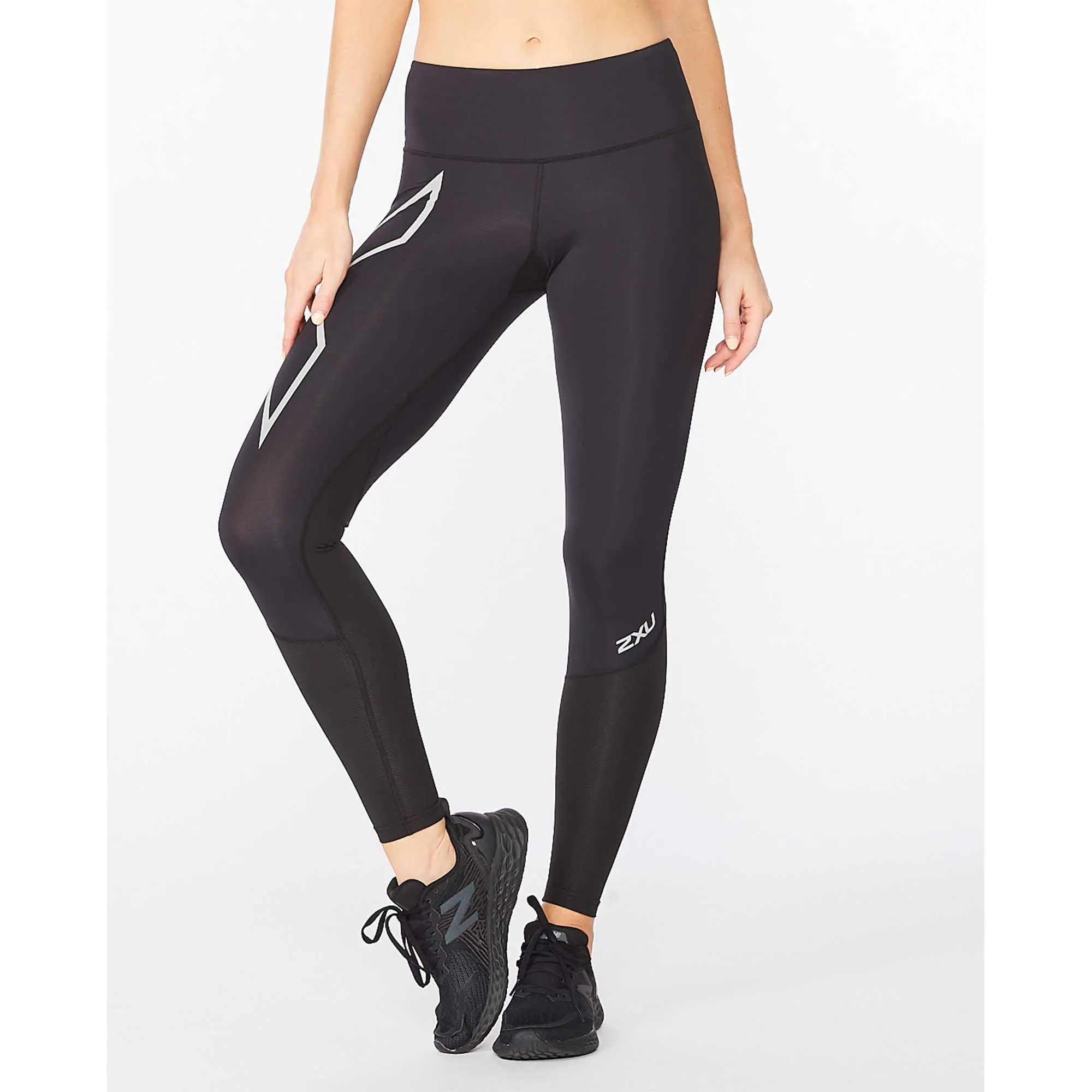 2XU | Women's Aero Vent Mid-Rise Compression Tights