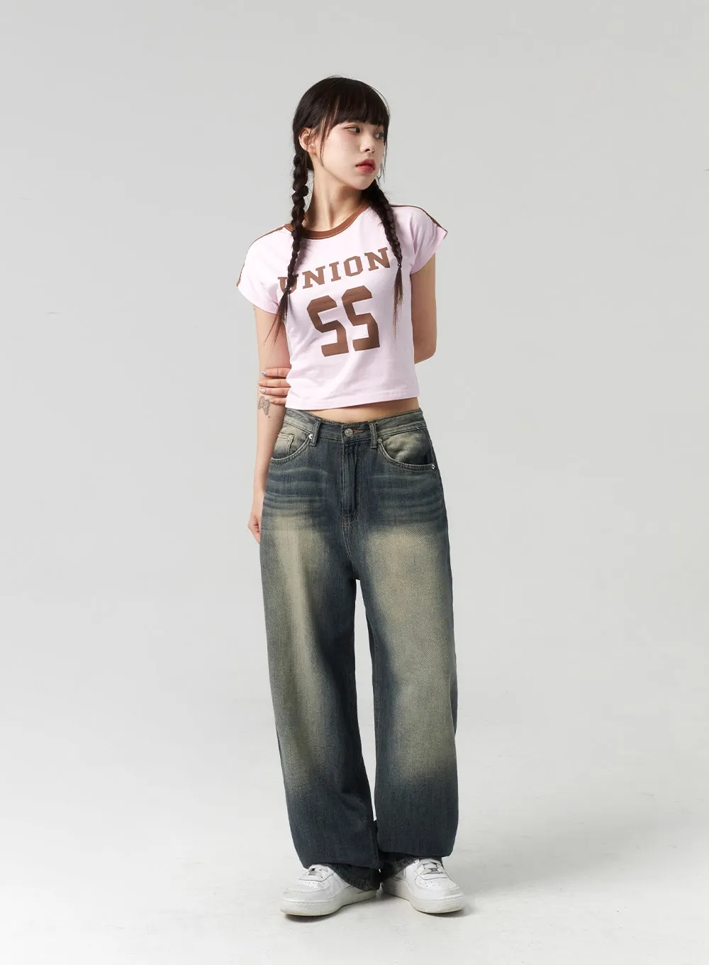 Baggy Dark-Wash Jeans CL314