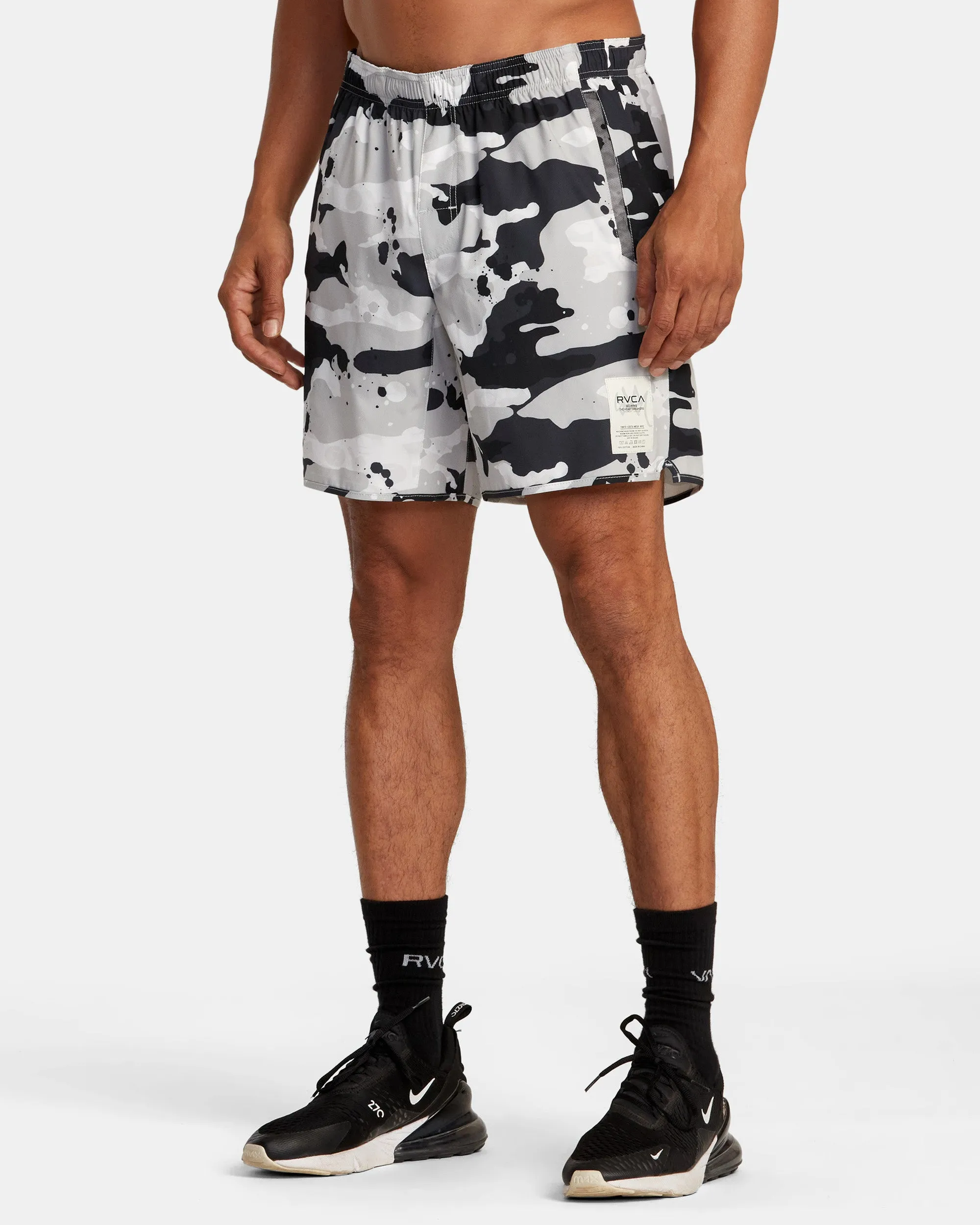 Bedwin x Stash 17" Elastic Waist Walkshorts - Black/White