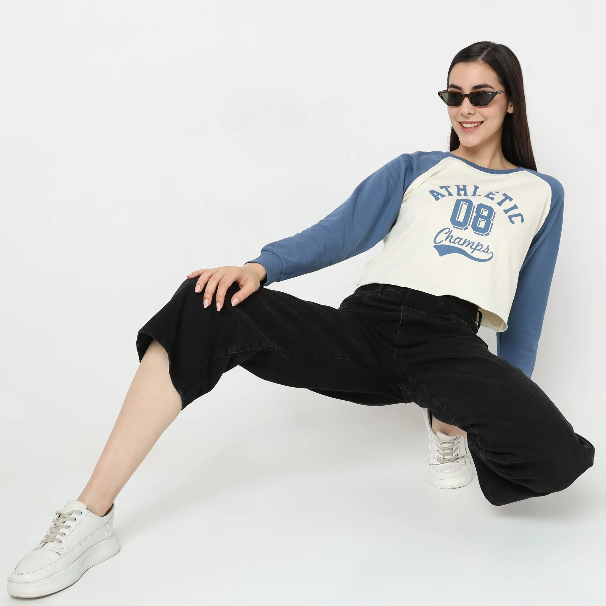 Boxy Fit Graphic Sweatshirt