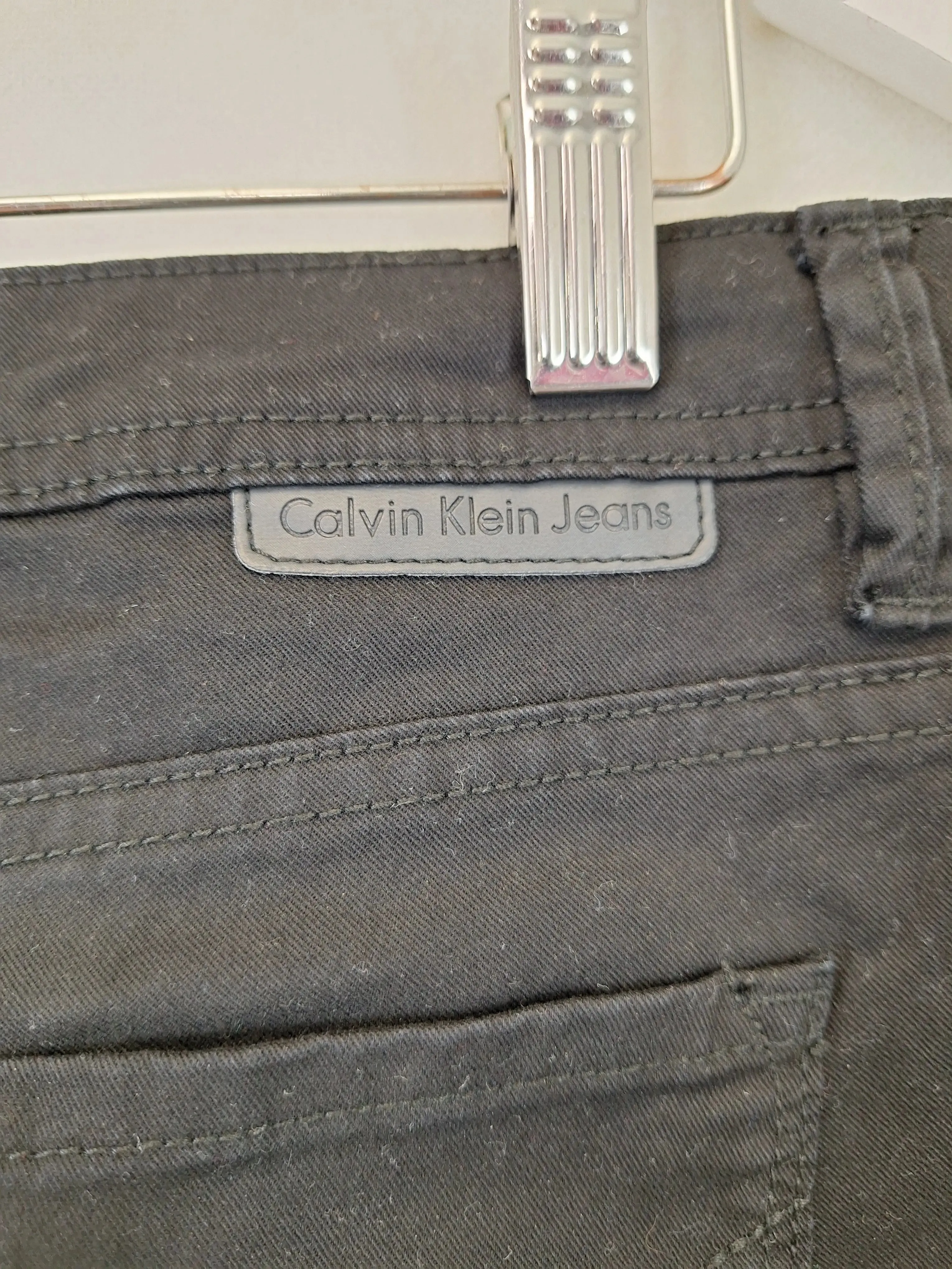 Calvin Klein Skinny Crop Straight Leg Jeans Size 14