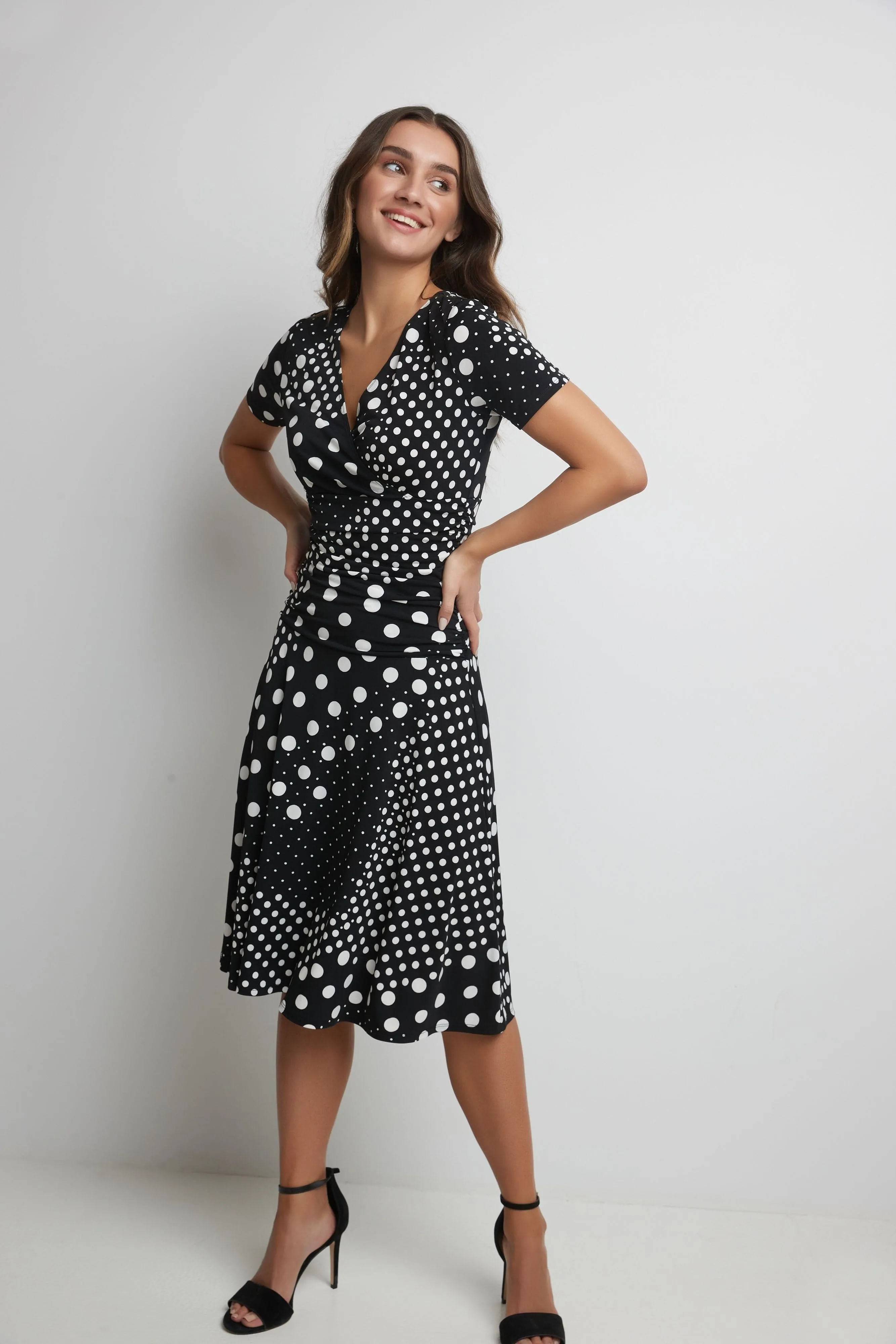 Form-fitting Short Sleeve Dress with Ruching