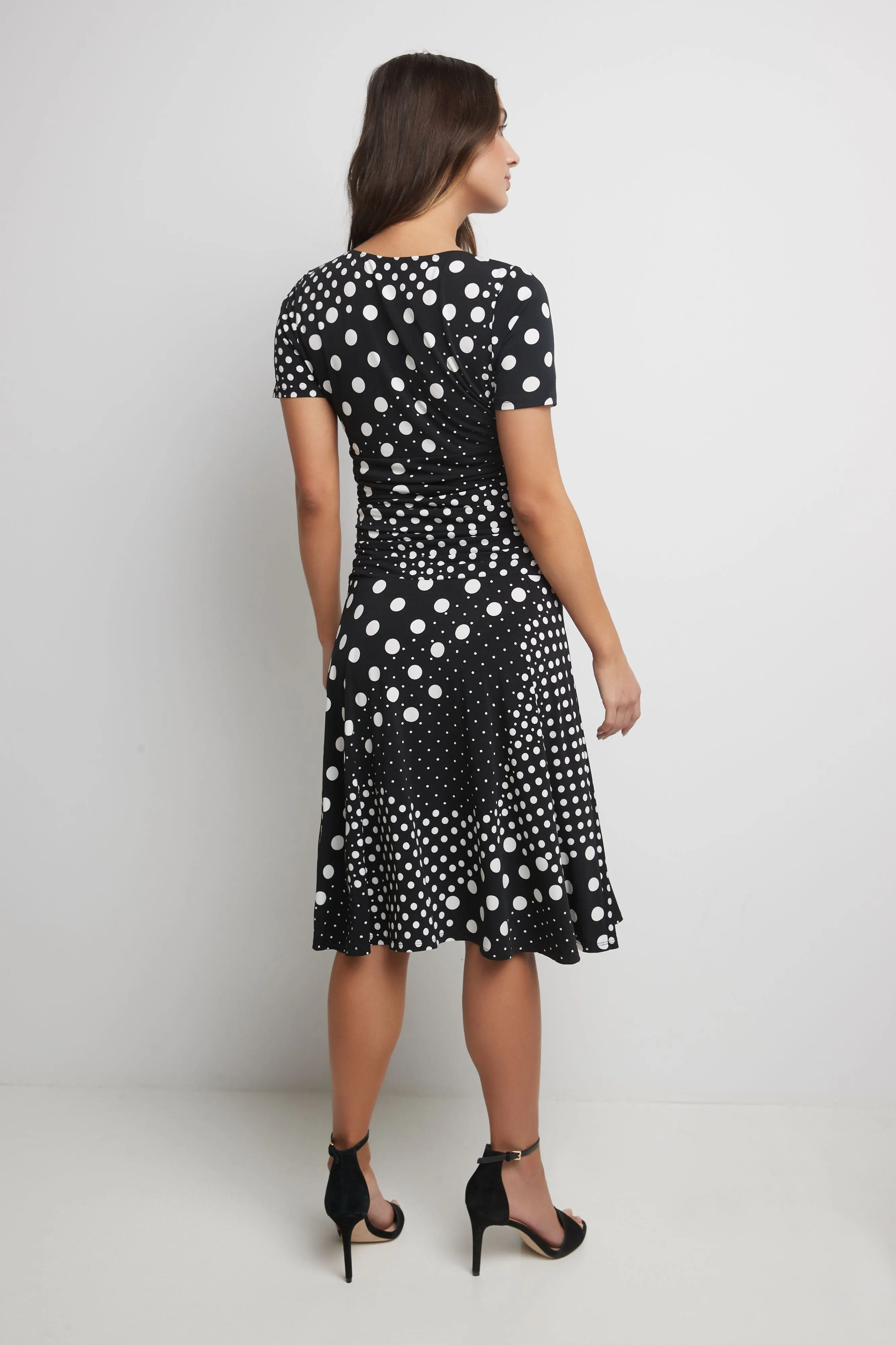 Form-fitting Short Sleeve Dress with Ruching