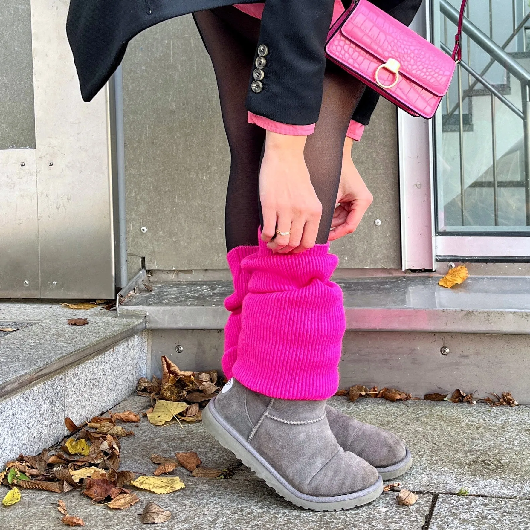 Leg Warmers - Neon Pink