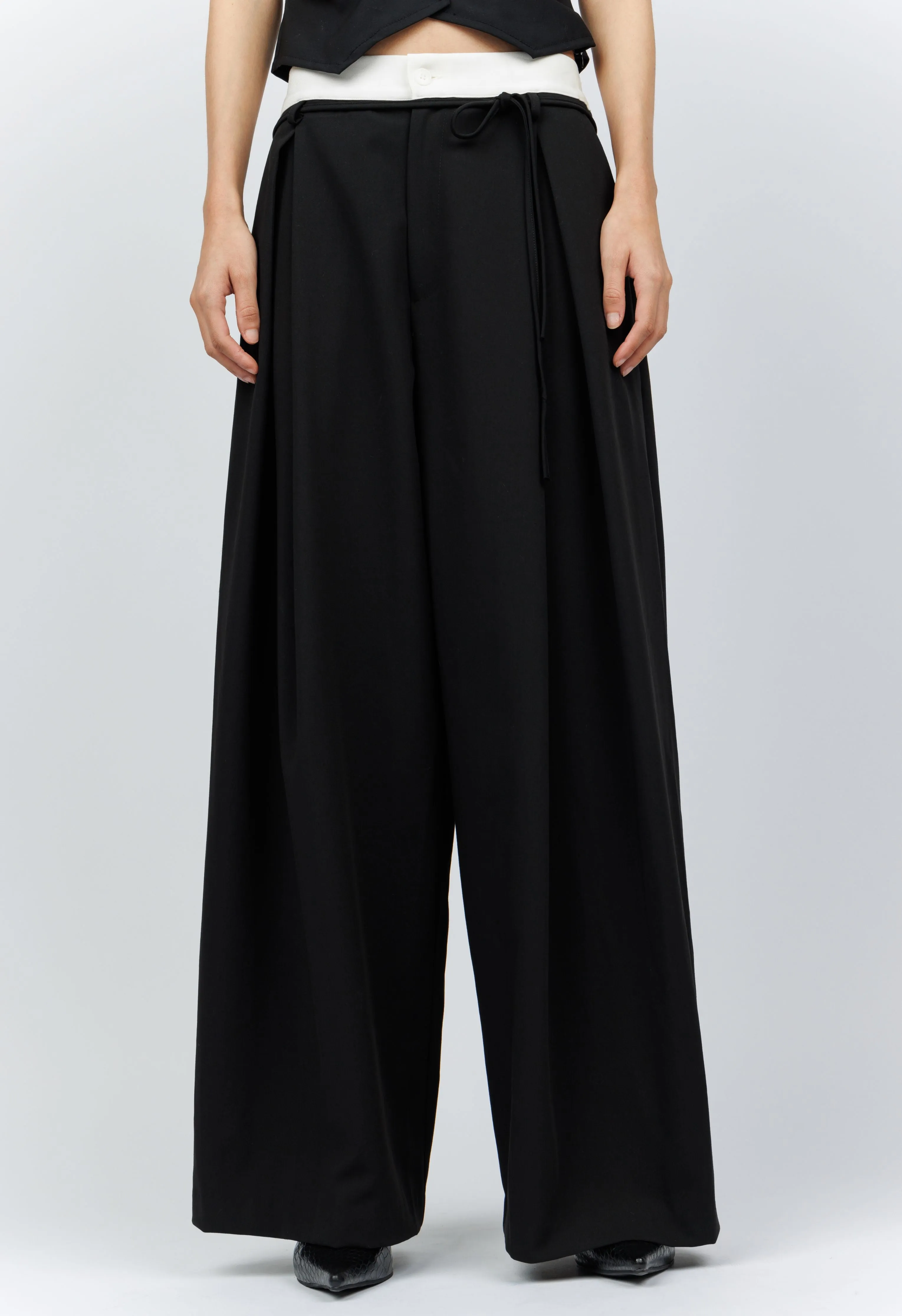 Nico Trouser in Onyx